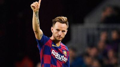 Rakitic no tiene claro que sea posible acabar la temporada - Fútbol - ABC Color