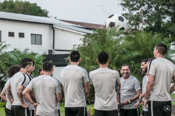 Diaz quiere ganar el torneo, pero jugando todo el Apertura