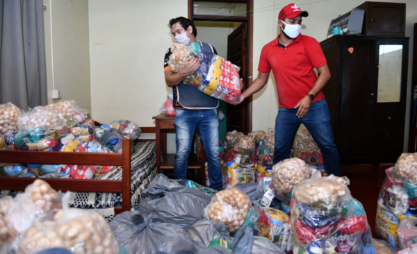 HOY / Reparten doce mil kilos de alimentos en Minga Guasú y Presidente Franco