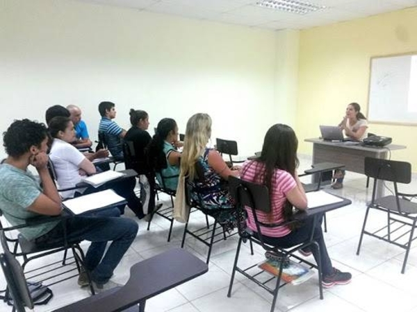 HOY / Universitarios privados piden descuentos de cuotas ante crisis del coronavirus
