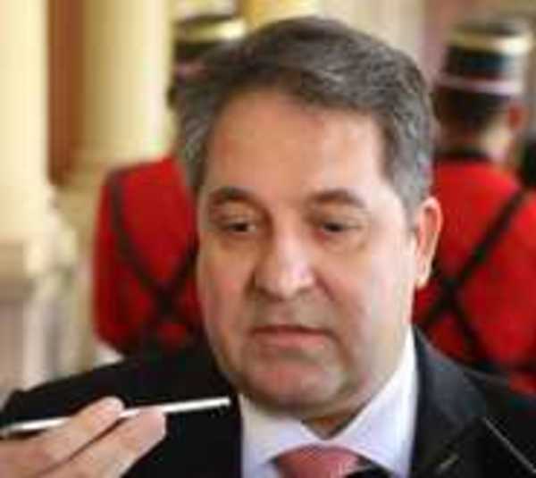 Dinac anuncia sumario administrativo a todos sus funcionarios - Paraguay.com