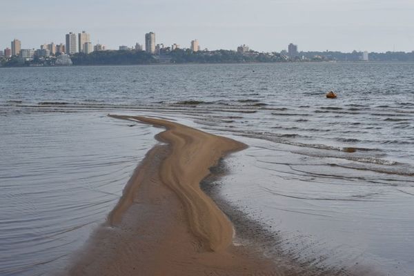 Bajante del Paraná se observa en playas encarnacenas - Nacionales - ABC Color