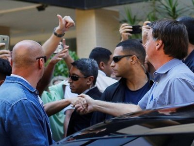 Ministro de Brasil pide a Bolsonaro “único discurso” contra coronavirus