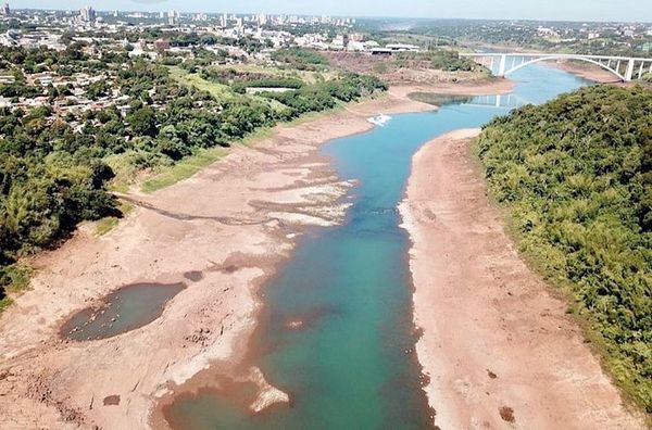La producción de Itaipú ya habría disminuido en 40% - Economía - ABC Color