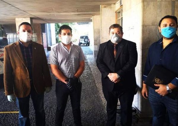 Jueza da trámite a presentación de los abogados que piden trabajar - Judiciales y Policiales - ABC Color