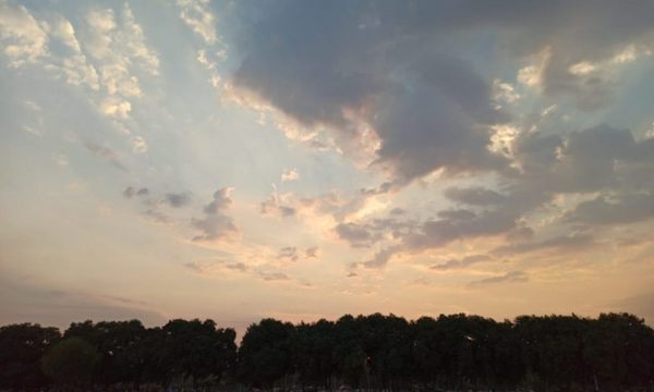 Martes fresco a cálido