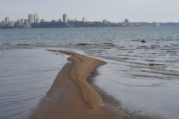 Alarmante: En casi 20 años, el río Paraná llega a su nivel más bajo