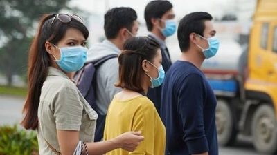HOY / 3 de cada 10 pacientes con COVID-19 no desarrolla síntomas y producen el 80% de contagios