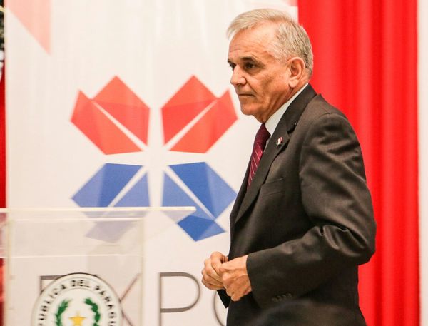 Titular de ARP felicita al Presidente de la República - .::RADIO NACIONAL::.