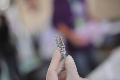 China inicia los ensayos clínicos de 2 posibles vacunas contra el coronavirus - Ciencia - ABC Color