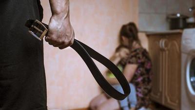 Violencia doméstica, intrafamiliar, sexual y de género en aumento durante cuarentena - Paraguay Informa