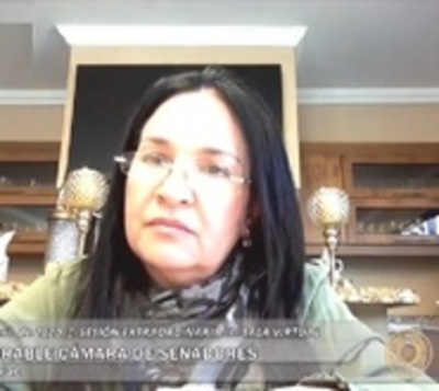 Senadora Bajac pide suspensión en lugar de pérdida de investidura - Paraguay.com