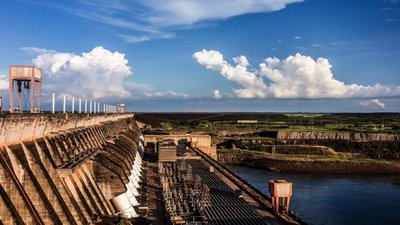 MARIO ABDO ORDENA A ITAIPÚ Y YACYRETÁ REVISAR CONTRATOS COLECTIVOS Y ELIMINAR «PRIVILEGIOS»