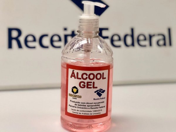 Bebidas alcohólicas incautadas son convertidas en alcohol en gel