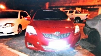 Uber atropelló a una adolescente que le robó el celular