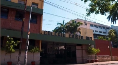 MEC ya piensa en acabar el año escolar en casa