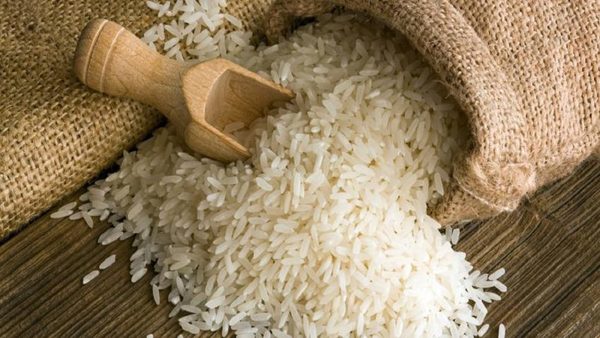 Sobrefacturan precios de aceite, poroto, locro y arroz destinados a estudiantes en Paraguarí