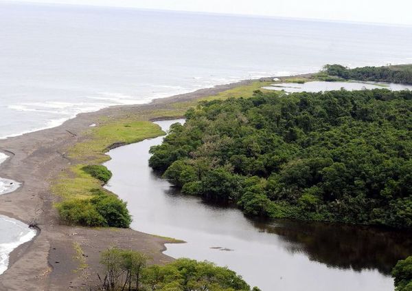 Tuicha oguejy río Paraná oityvyro economía argentina - ABC Remiandu - ABC Color