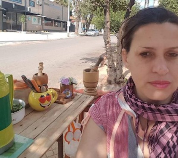 AYUDA INVISIBLE “Si no trabajamos, no comemos” | Crónica