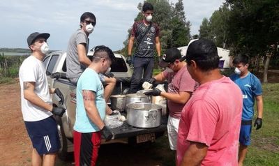 Distribuyen alimentos  a familias vulnerables - Interior - ABC Color