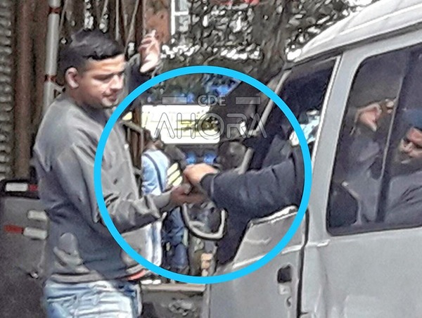 Funcionarios de PUERTOS cobran “TASA” por ingreso de CONTRABANDO en la FRONTERA