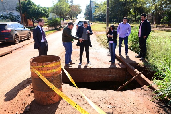 Intendente de CDE mantiene a “RECAUDADORES” en la comuna