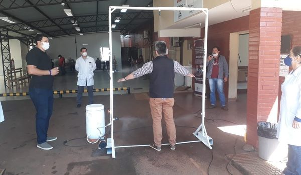 Donan cortina de desinfección al Hospital Regional de Ciudad del Este