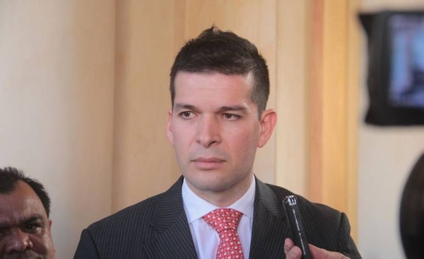 HOY / Senador Sergio Godoy, dijo que lastimosamente tenemos administradores que ni con esta pandemia dejan sus viejos vicios