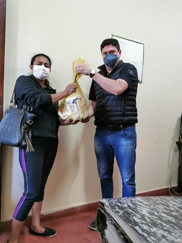 Caaguazú: trabajadores despedidos recibieron kits de alimentos