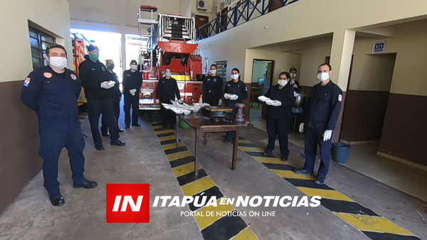 BOMBEROS DE ENCARNACIÓN COCINAN PARA UN CENTENAR DE FAMILIAS HUMILDES.