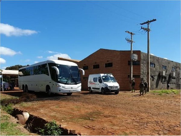 CDE: Connacionales causaron destrozos en albergues y suspendieron plazas