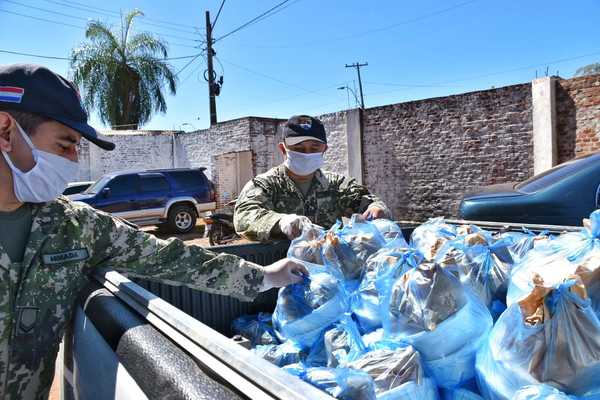 SEGUNDA JORNADA DE DISTRIBUCIÓN DE ALIMENTOS, DE LA GOBERNACIÓN DE ITAPÚA Y LA OPD