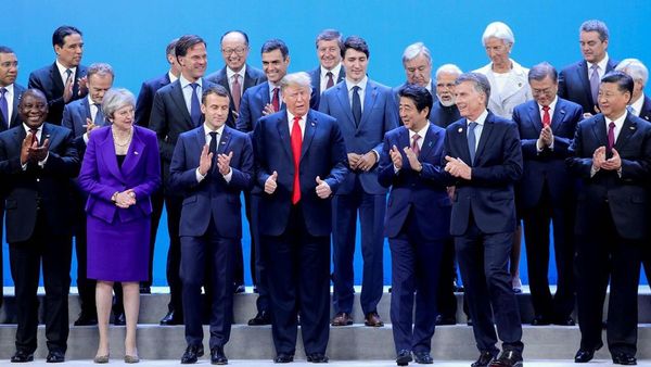 Avalan posponer pago de deuda