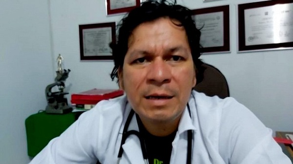 Renunció a su cargo de concejal para ejercer su profesión de médico