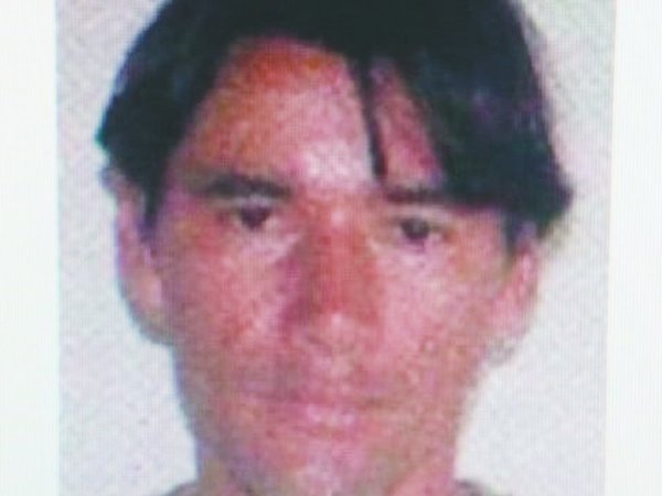 Obsesionado por una chica, mató a la madre