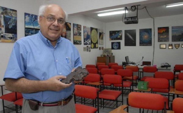 Fallece reconocido astrónomo Blas Servín | Noticias Paraguay