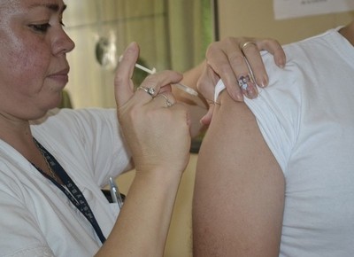 Influenza: Vacunación será con previo agendamiento telefónico