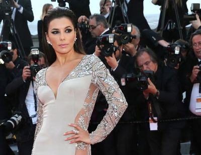 Eva Longoria, J Balvin y Alejandro Sanz ayudarán a jornaleros por coronavirus - Música - ABC Color