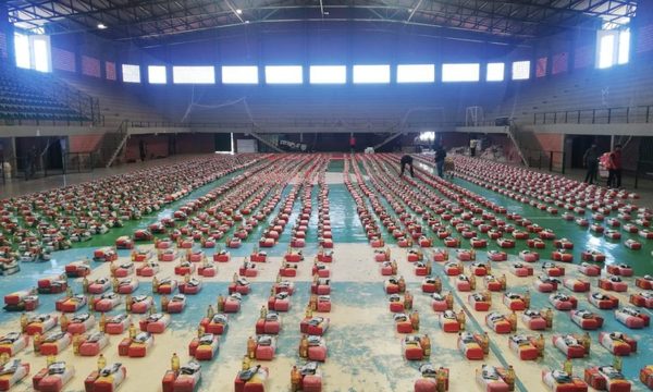 Comuna de CDE reparte 3.500 kits alimentarios por día