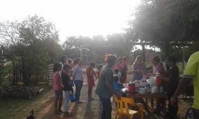 Madres claman por donaciones para alimentar a 190 niños en Limpio
