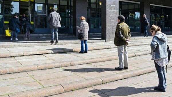 Medidas de distanciamiento social podrían extenderse hasta 2022, según expertos