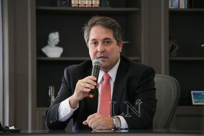 “No hablé con el Presidente, decisión fue unilateral”, dijo ex titular de Dinac
