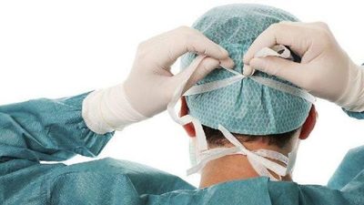 Profesionales de blanco se enferman por falta de equipamientos en la pandemia