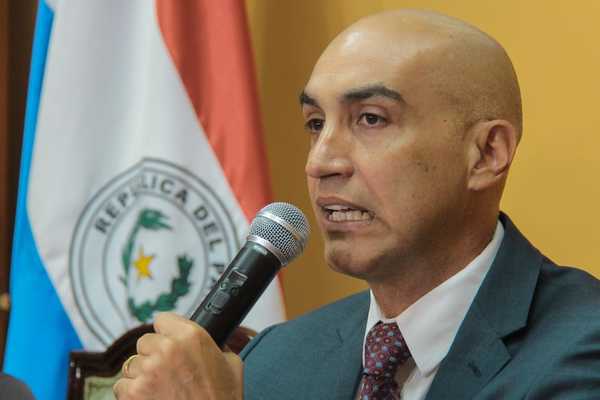 Ministro de salud evaluó como positiva reacción ciudadana y recomendó mantener hábitos - .::RADIO NACIONAL::.