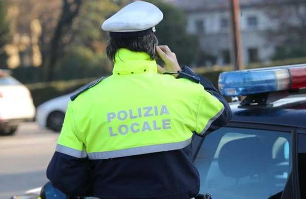 Hombre viola la cuarentena y escapa de su mujer e hijas: 'No aguantaba más las discusiones' - SNT