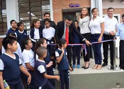 Petta anuncia que las clases ya no se realizarían de forma presencial este año - Nacionales - ABC Color