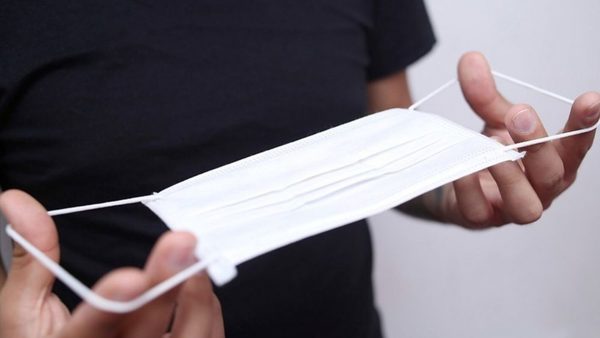 Alta costura se inclina a fabricación de tapabocas
