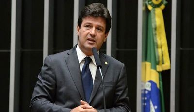 Brasil: ministro de Salud despedido pide a Dios y a la Virgen que "bendigan mucho" al país - ADN Paraguayo