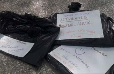 Profesora recorre más de 10 kilómetros para entregarle la tarea a sus alumnos sin internet - C9N