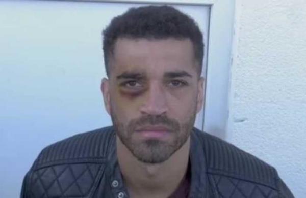 Boxeador se golpea a sí mismo al entrenar en su casa mientras cumple la cuarentena - C9N